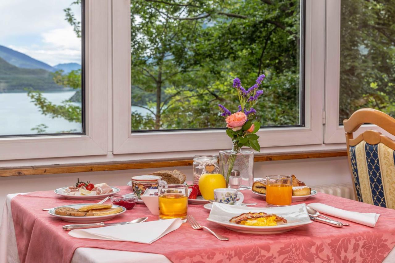 Hotel Londra Slow Living Molveno Zewnętrze zdjęcie
