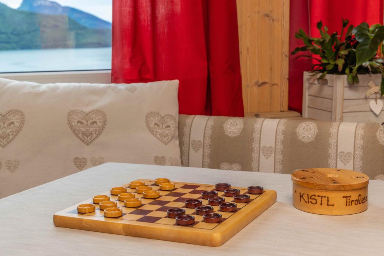 Hotel Londra Slow Living Molveno Zewnętrze zdjęcie