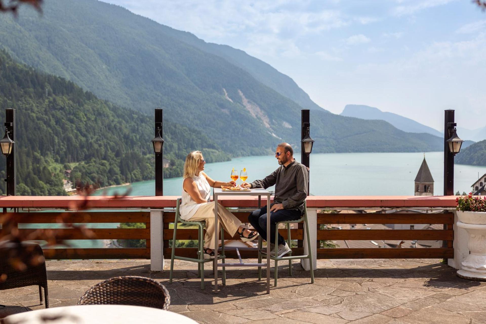 Hotel Londra Slow Living Molveno Zewnętrze zdjęcie